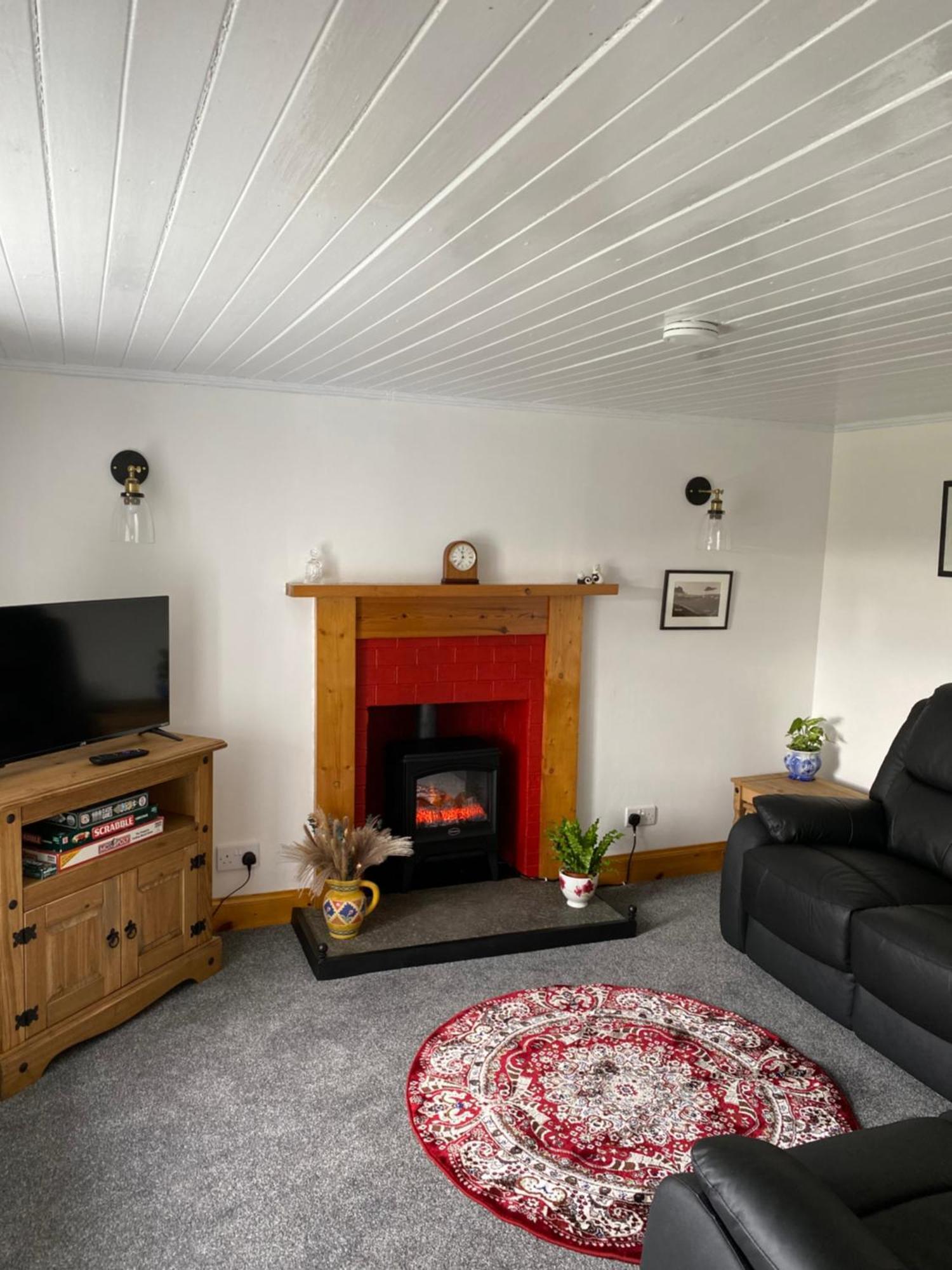 Cnoc Ruaraidh Cottage Kilmuir  ภายนอก รูปภาพ