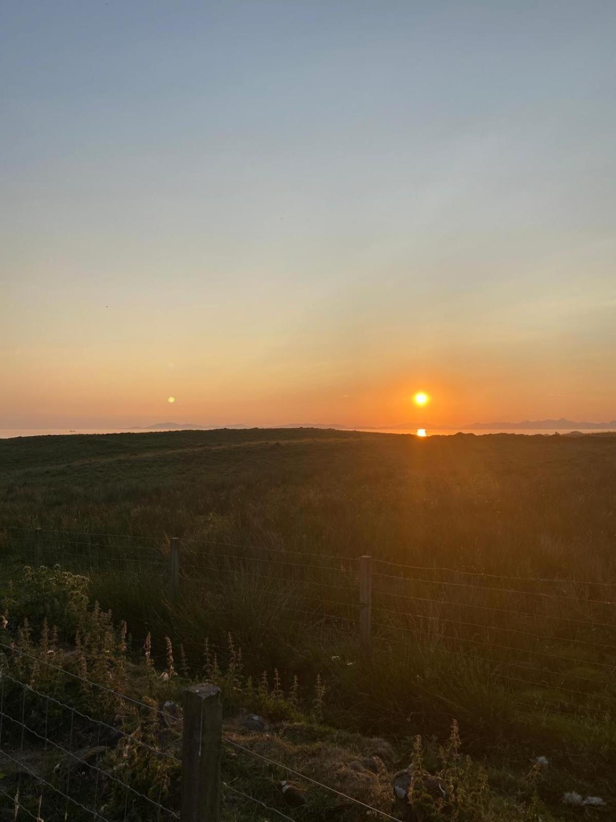 Cnoc Ruaraidh Cottage Kilmuir  ภายนอก รูปภาพ